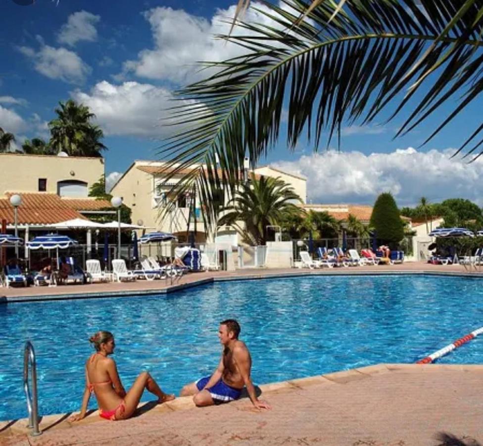 Résidence de standing avec piscine chauffée Agde Esterno foto